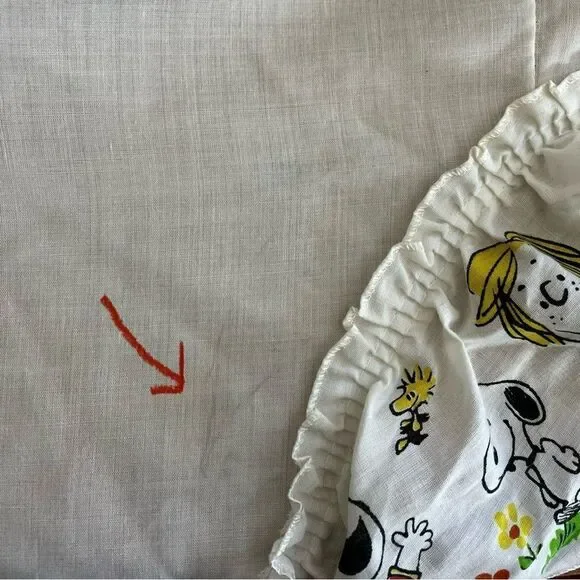 Vintage Peanuts Curtains 1966 Cafe Curtains With Ruffle Valance - Picture 13 of 13